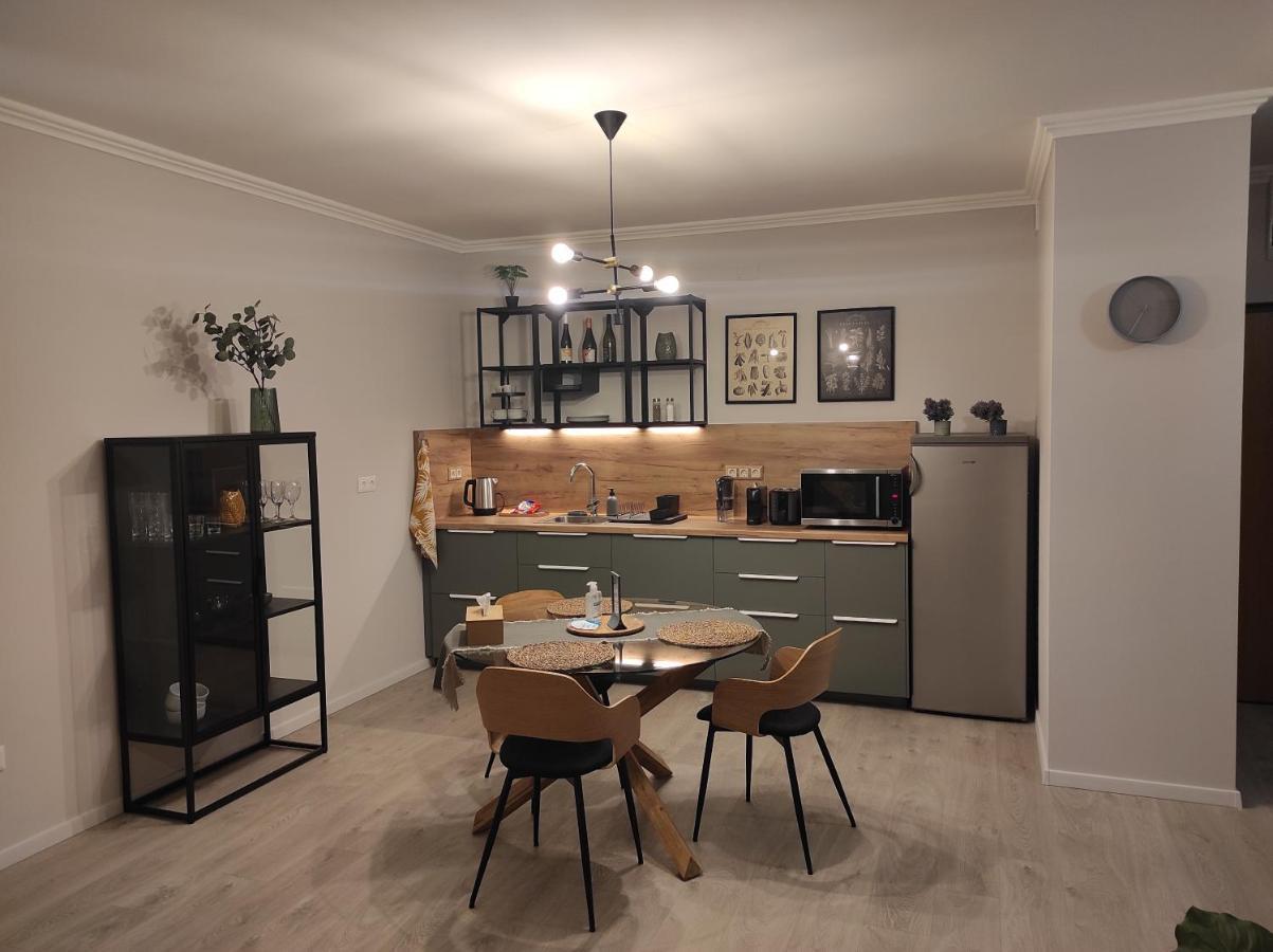 מישקולץ Macropolis Apartments מראה חיצוני תמונה