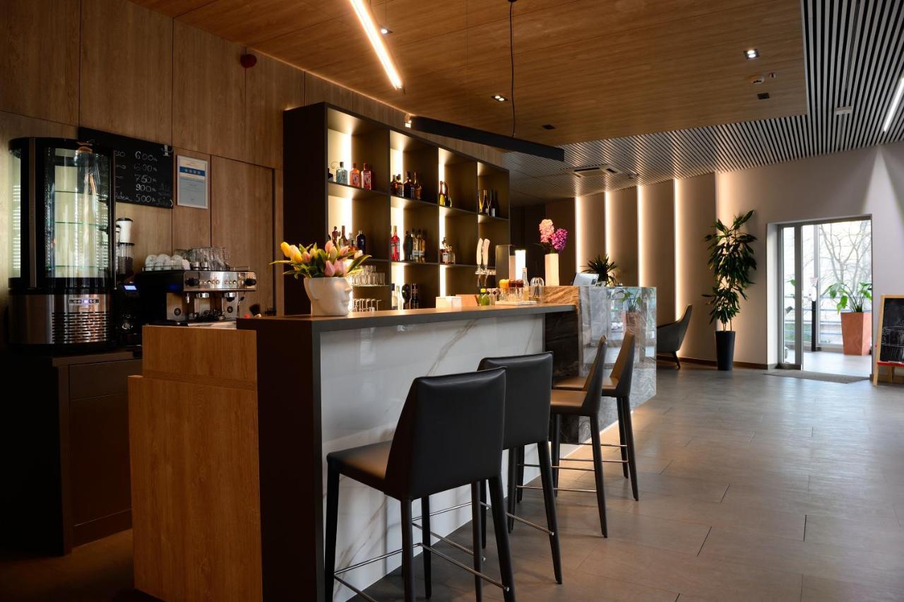מישקולץ Macropolis Apartments מראה חיצוני תמונה