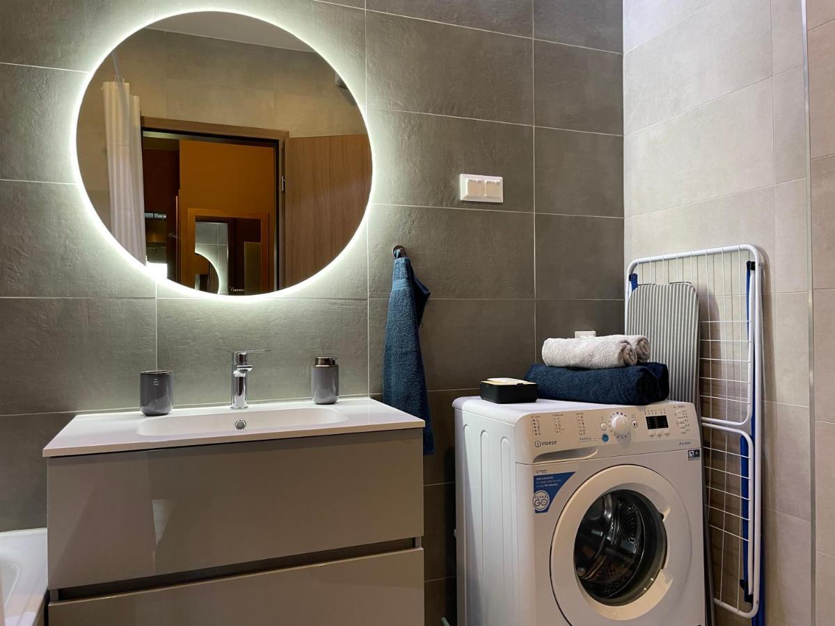 מישקולץ Macropolis Apartments מראה חיצוני תמונה