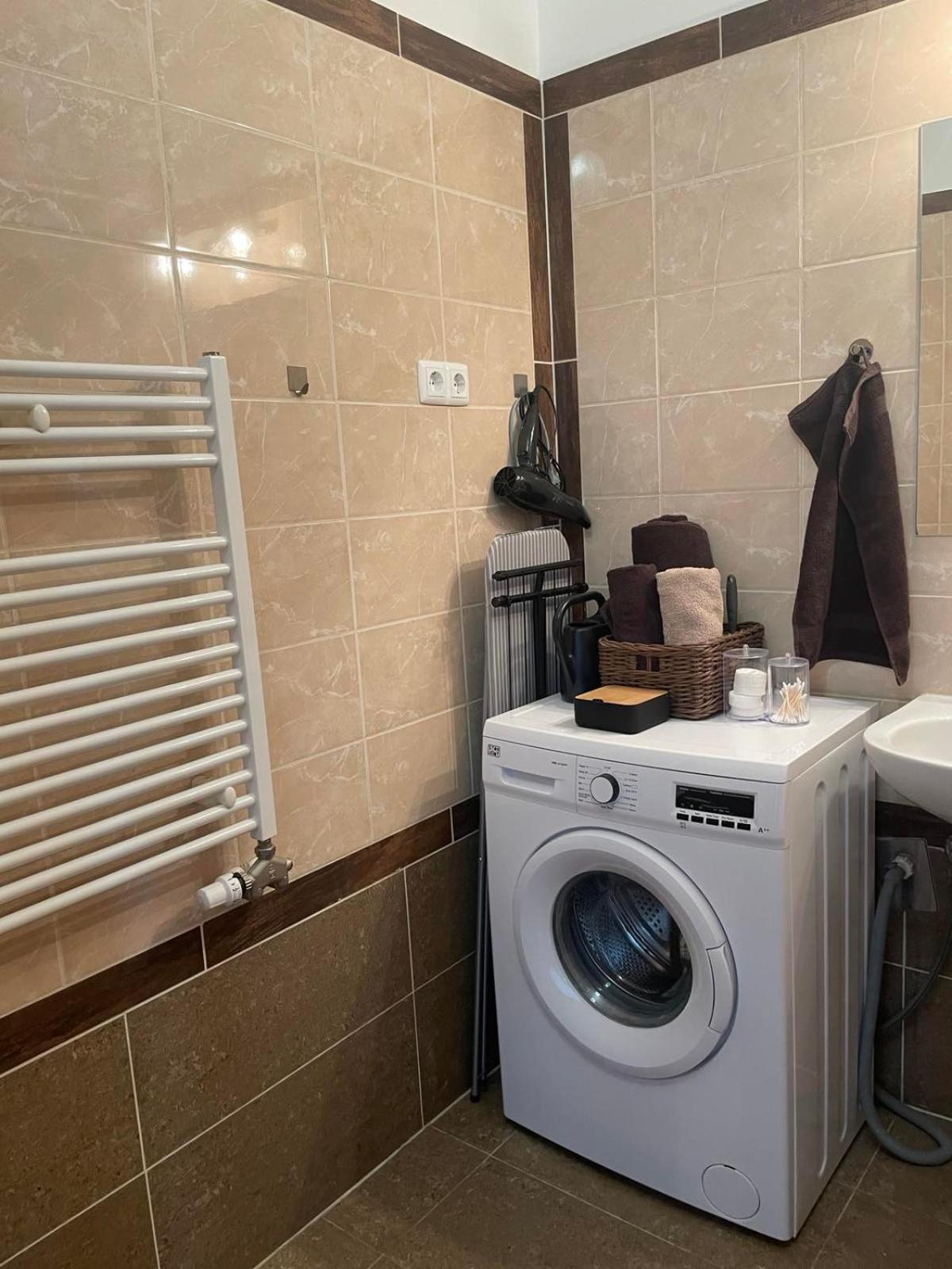 מישקולץ Macropolis Apartments חדר תמונה